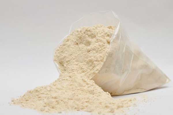 Cách trị sạch sạm da với bột cám gạo