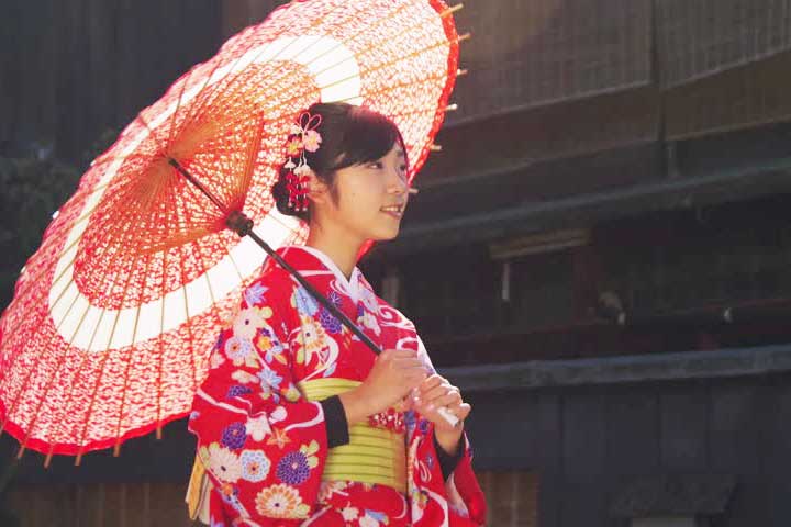 Học theo 5 bí quyết lưu giữ làn da không tuổi của phụ nữ Nhật
