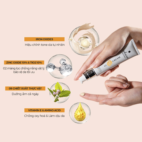 Chất kem Sakura CC Cream mỏng nhẹ mịn lì không gây bí da mùa hè